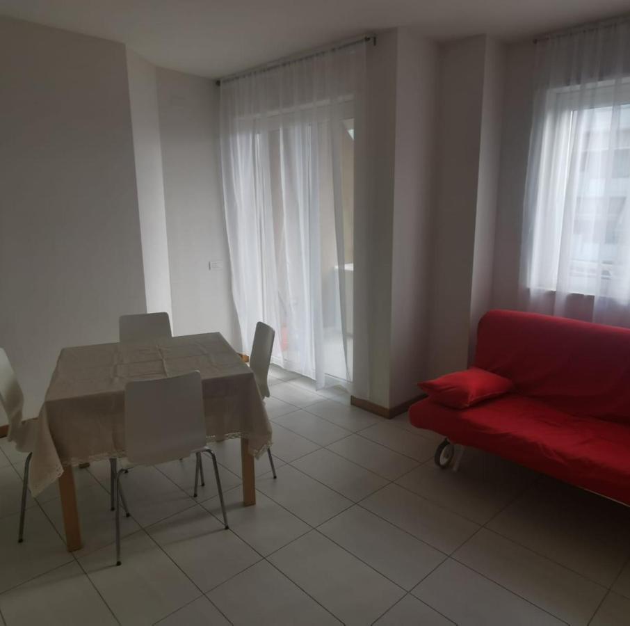Casamare Alba Adriatica Frontemare Apartamento Exterior foto
